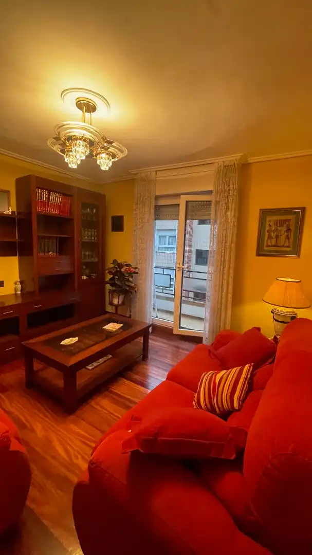 Piso en venta en Azeta - Abatxolo