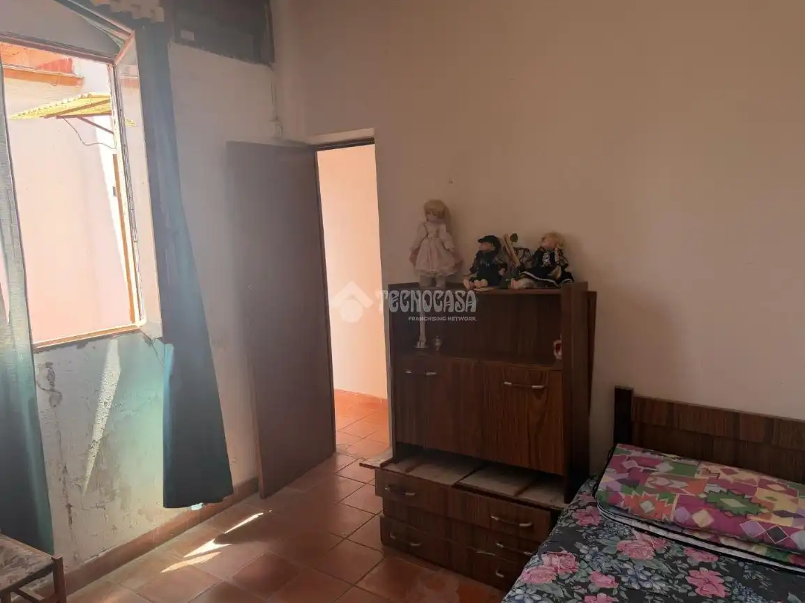 Dormitori de Casa adosada en venda en Jaén amb Aire condicionat, Terrassa i Traster