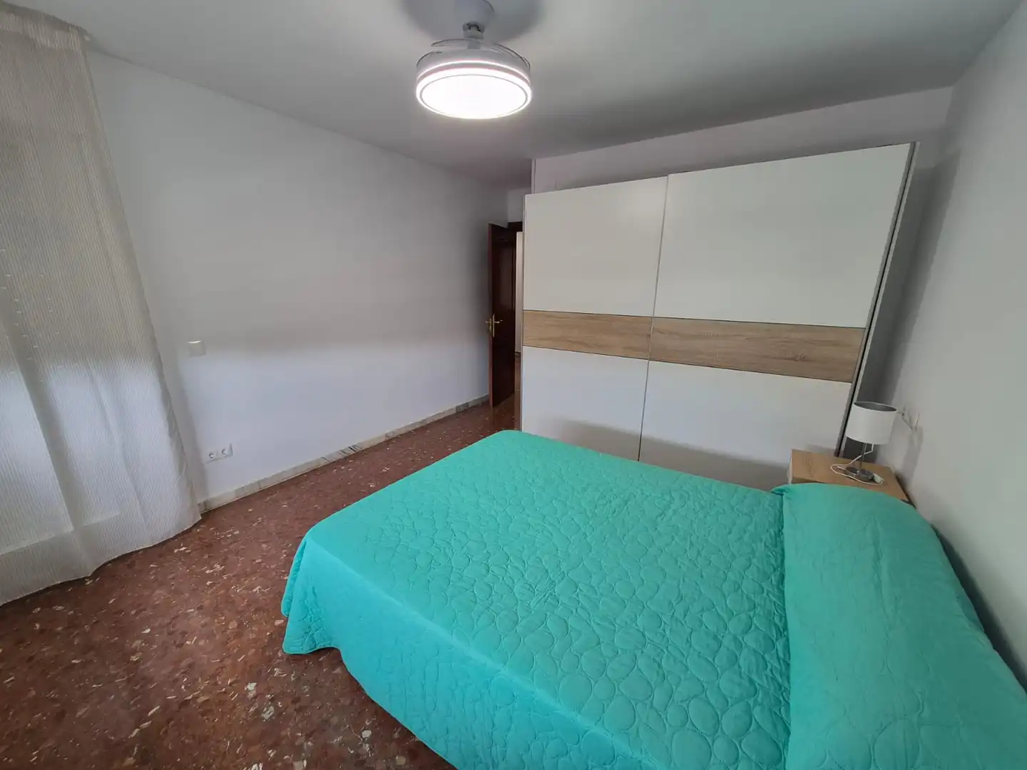 Schlafzimmer von Wohnung zur Miete in Málaga mit Klimaanlage, Heizung und Terrasse