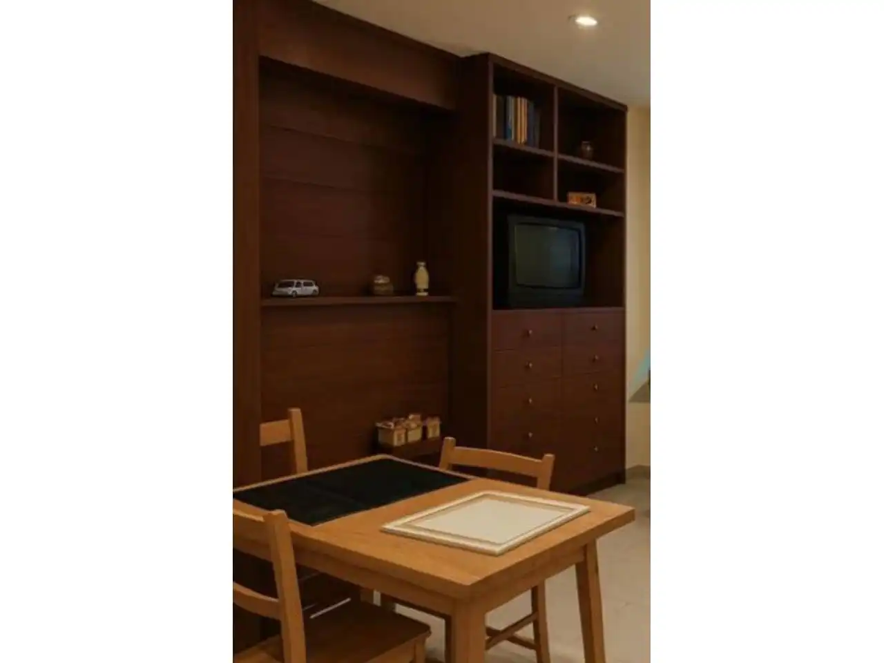 Schlafzimmer von Wohnung zum Verkauf in Vigo  mit Heizung, Parkett und Möbliert