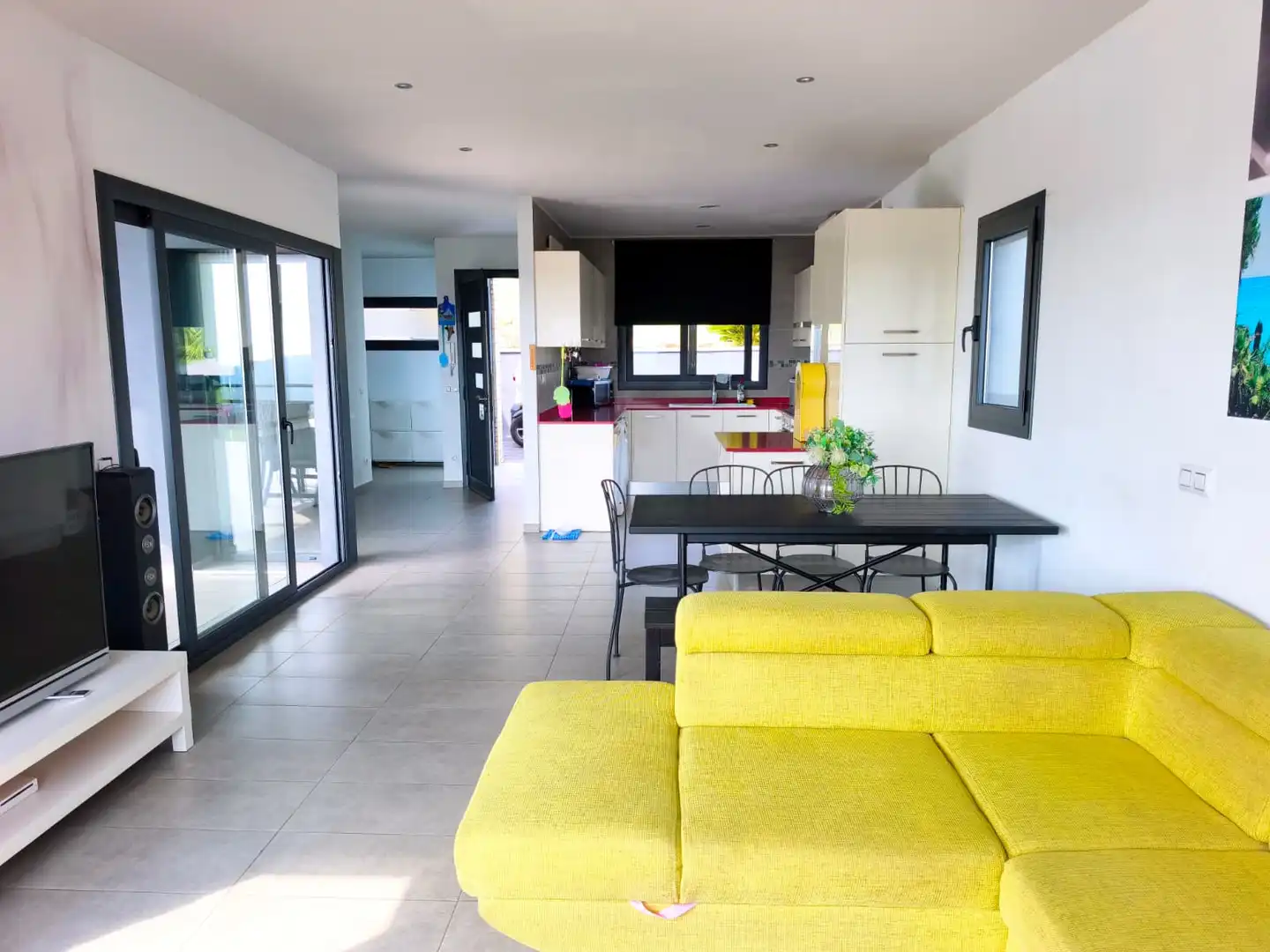 Sala d'estar de Casa o xalet en venda en Lloret de Mar amb Calefacció, Jardí privat i Terrassa