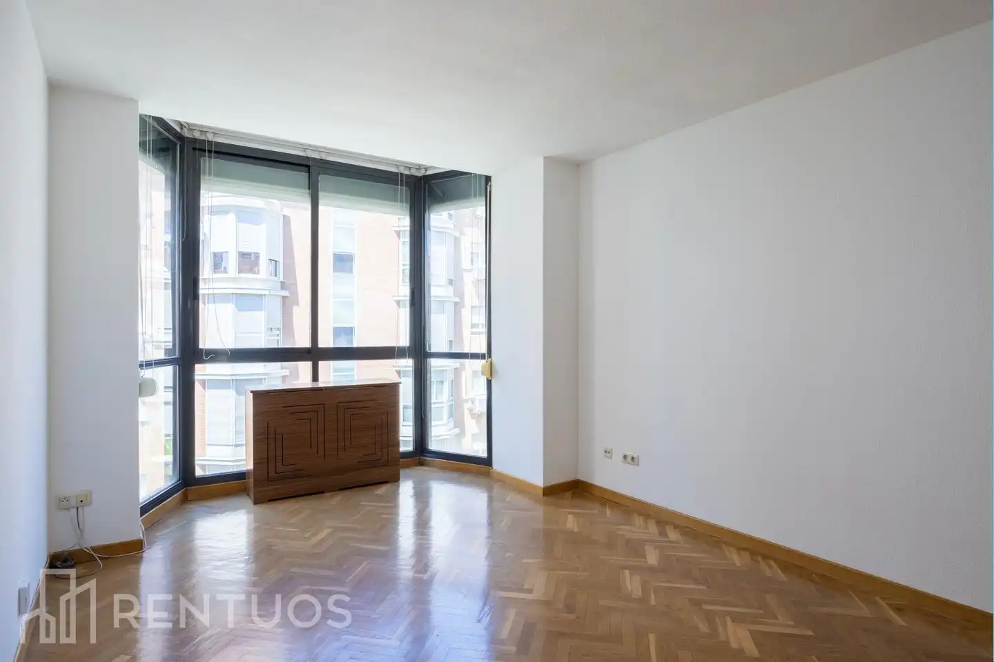 Bedroom of Flat for rent in Madrid  with Air Conditioner, Heating and Parquet flooring