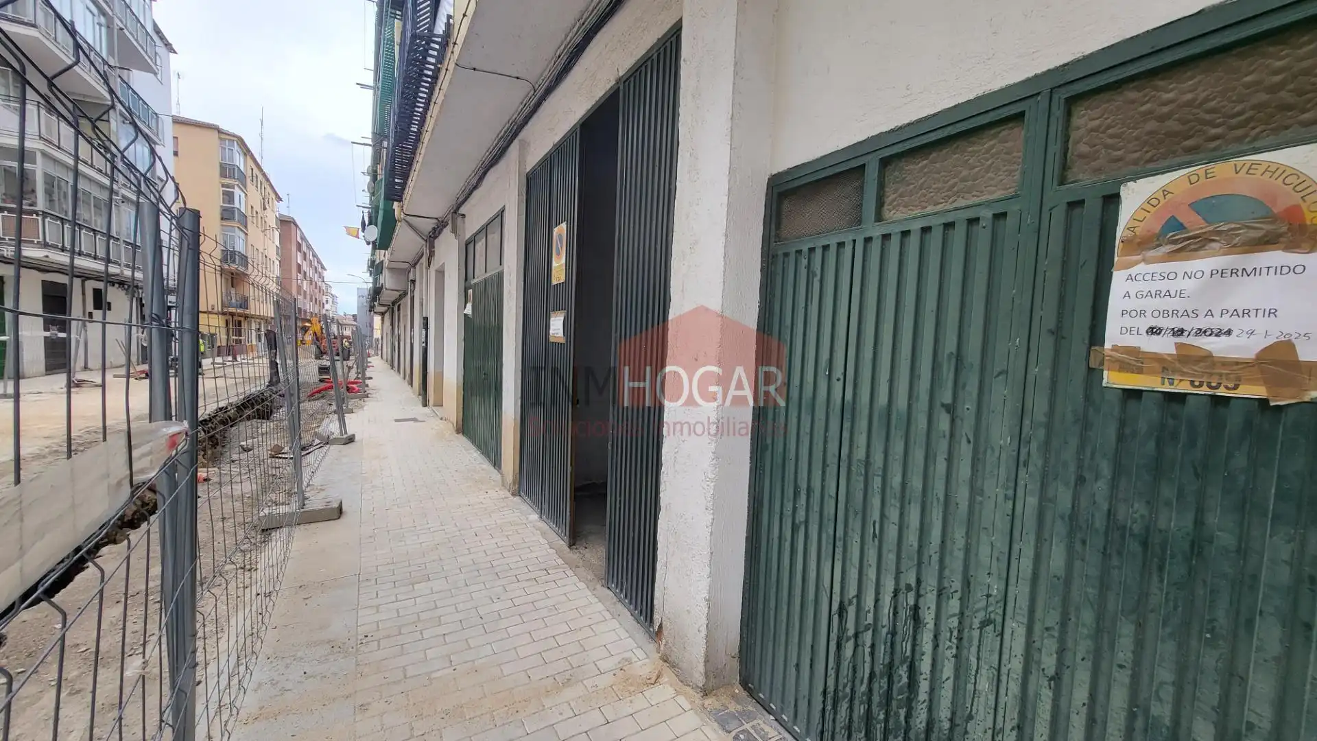 Vista exterior de Local de lloguer en Ávila