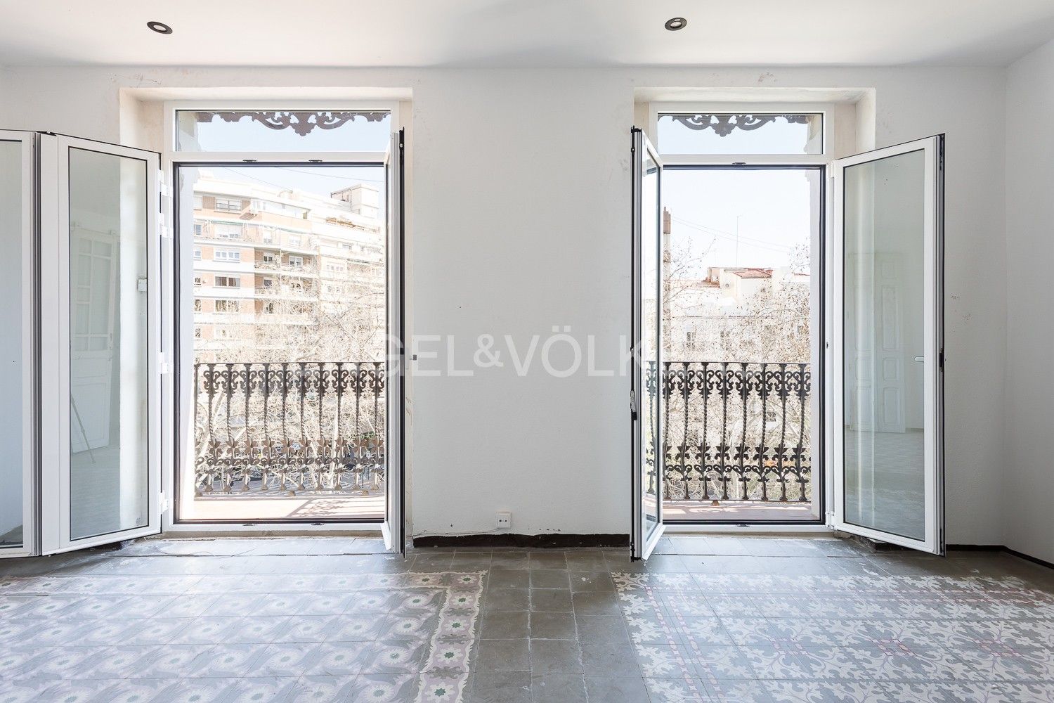 Bedroom of Apartment for sale in  Valencia Capital  with Air Conditioner, Heating and Balcony