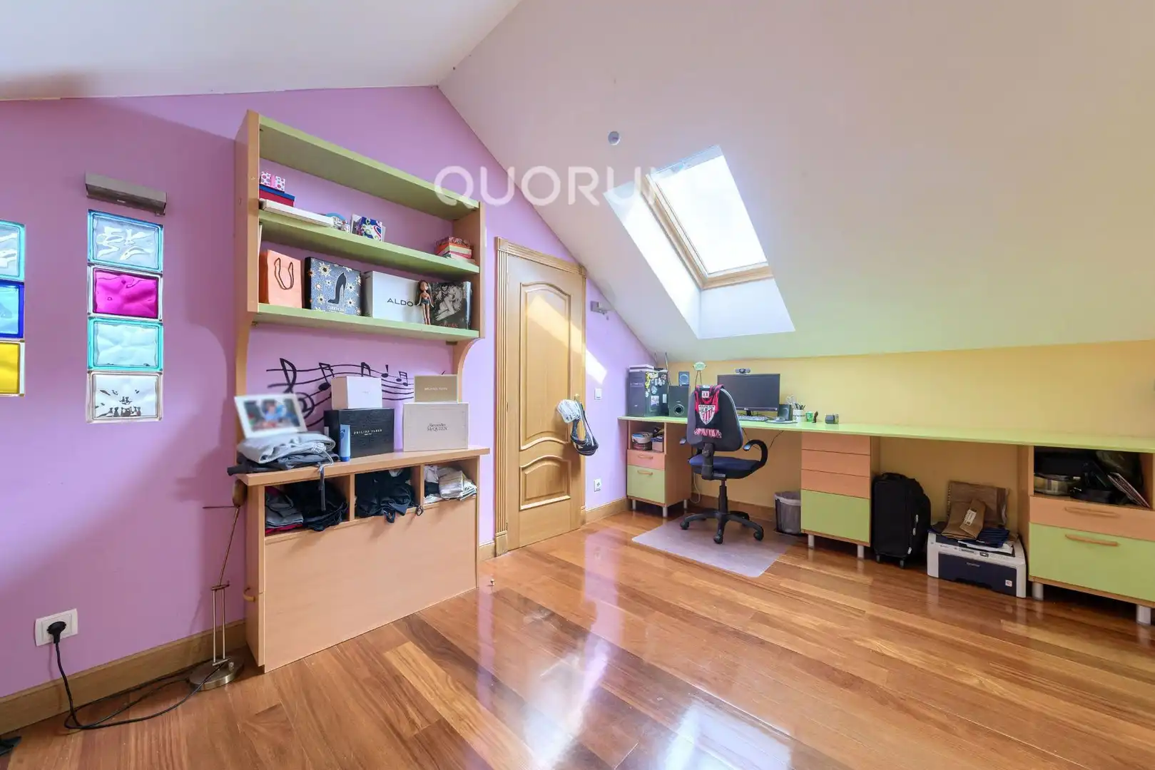 Bedroom of Detached homes for sale in Santurtzi 