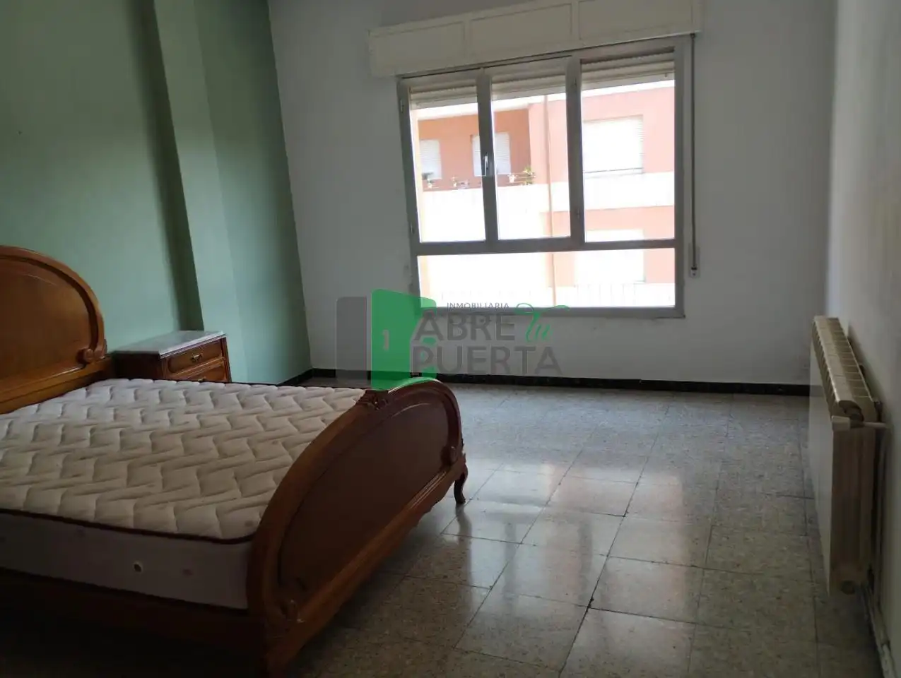 Habitación de Piso en venta en San Miguel de la Ribera con Calefacción, Trastero y Amueblado