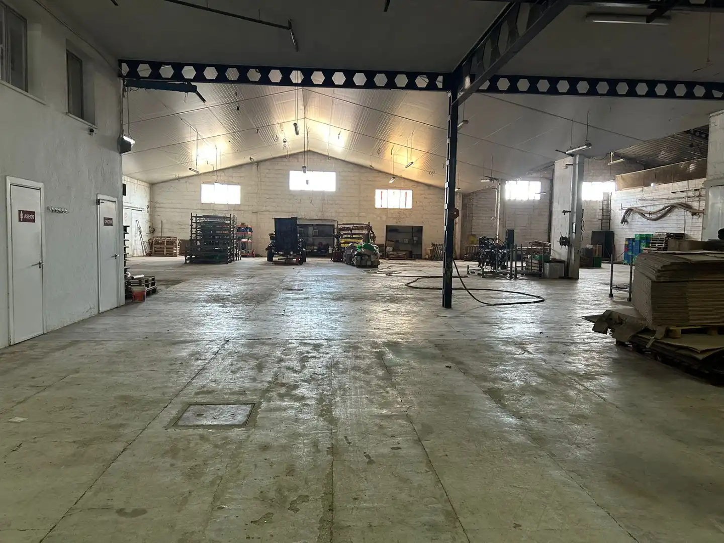 Nau industrial en venda a Avenida de Brenes 7, imagen 18