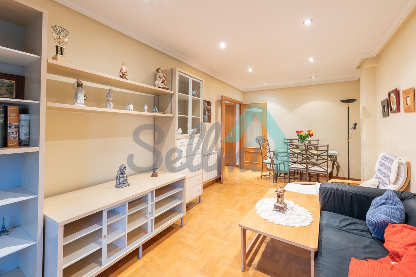 Exterior view of Flat for sale in Oviedo   with Heating, Parquet flooring and Storage room