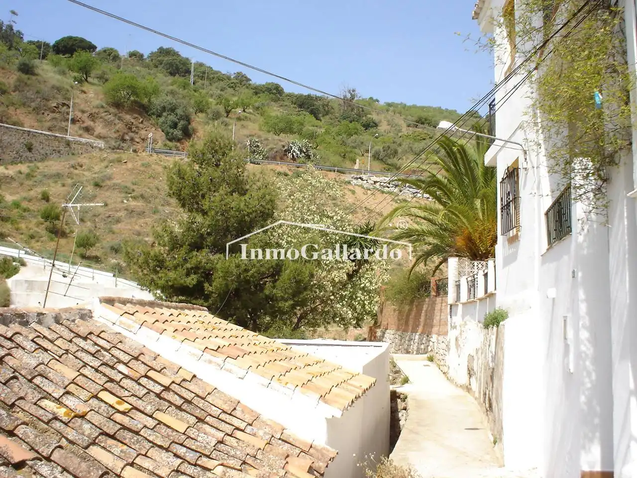 Vista exterior de Casa o xalet en venda en Málaga amb Terrassa