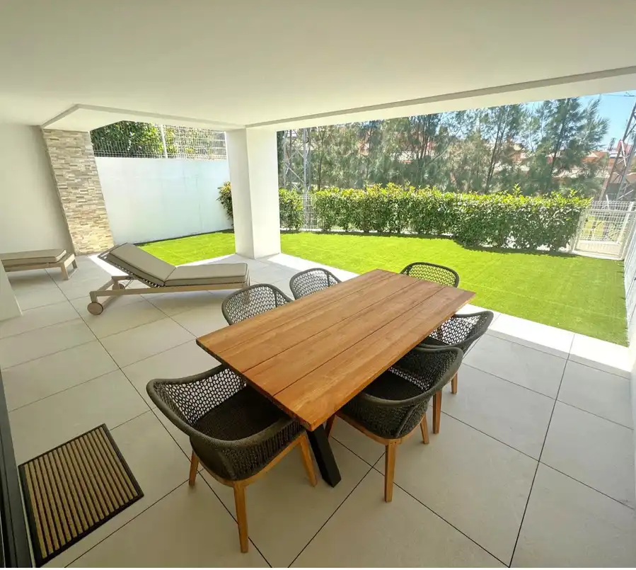 Piso con piscina en venta en Elviria - Cabopino, imagen 2