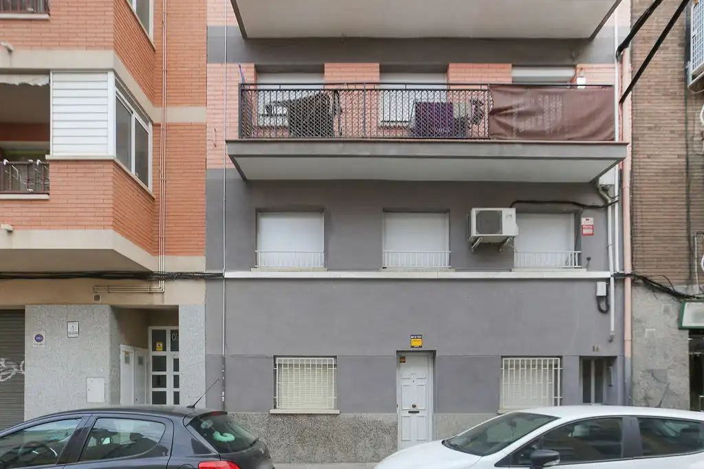 Vista exterior de Ático en venta en Sant Boi de Llobregat