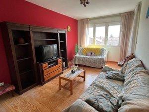 Sala d'estar de Pis en venda en San Mamés de Burgos amb Calefacció, Parquet i Terrassa