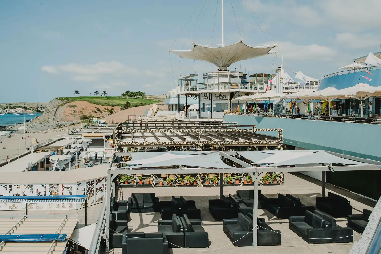 Terraza de Local en venta en San Bartolomé de Tirajana con Aire acondicionado