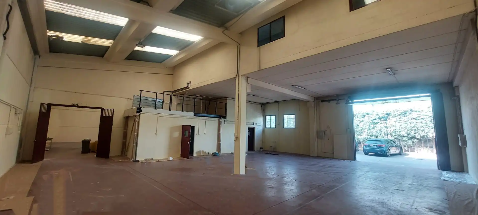 Nau industrial de lloguer en Leganés