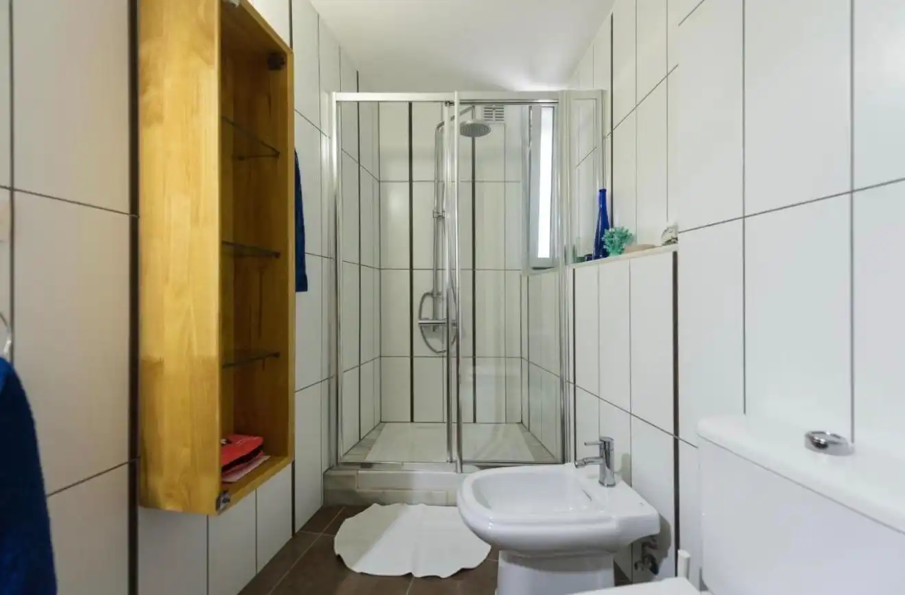 Bany de Apartament en venda en Las Palmas de Gran Canaria amb Moblat