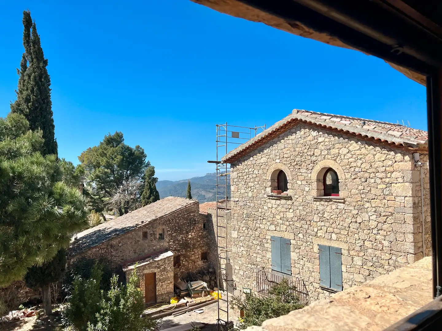Exterior view of Country homes for sale in Cornudella de Montsant  with Air Conditioner, Oven and Washing machine