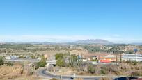 Vista exterior de Dúplex en venda en Gelida amb Terrassa, Moblat i Balcó