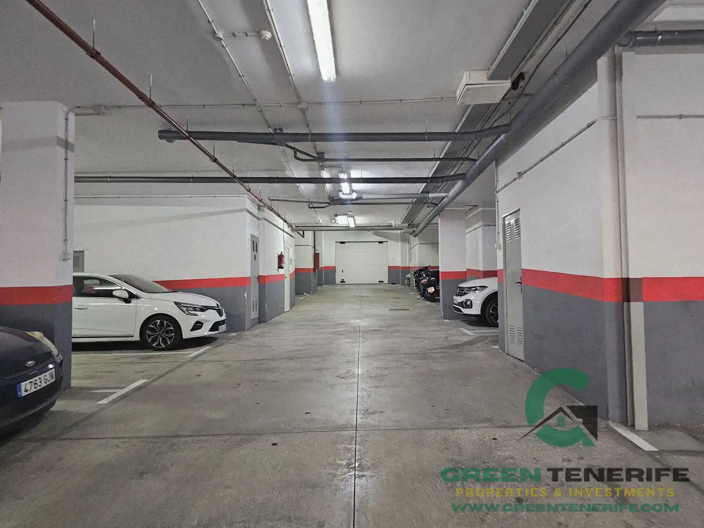 Parking de Piso en venta en Adeje con Trastero y Balcón