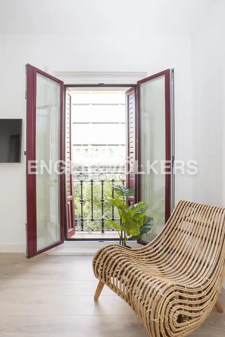Balcony of Flat for rent in Madrid  with Air Conditioner, Heating and Furnished