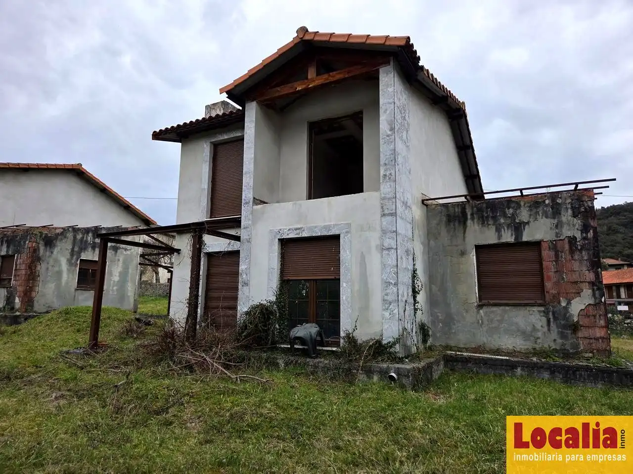 Außenansicht von Residential zum Verkauf in Ruesga