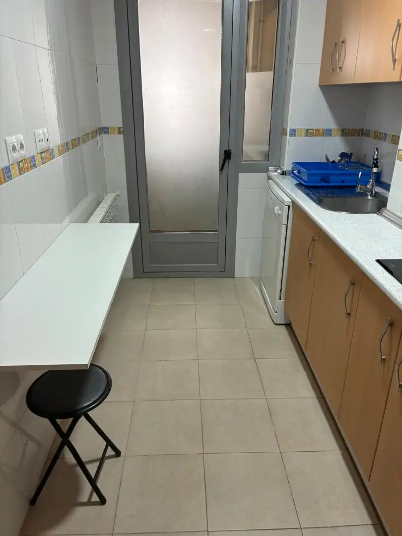 Cocina de Apartamento de alquiler en Alcázar de San Juan con Calefacción, Trastero y Amueblado
