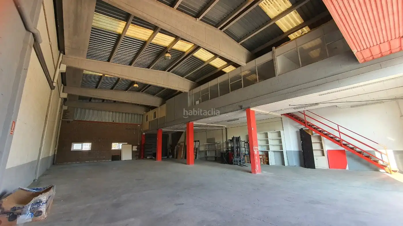 Industrial building to rent in Carrer Maestrat 28, imagen 9