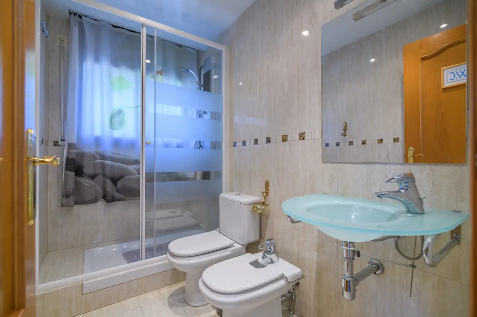 Baño de Casa o chalet de alquiler en Viladecans con Terraza, Piscina y Balcón