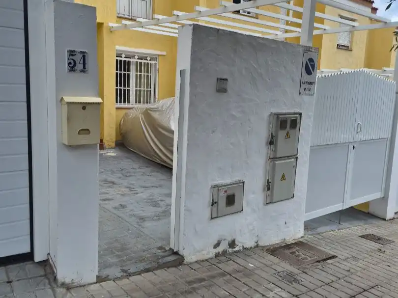 Casa adosada en venda a Calle Pintor Jesús Arencibia, 54, Las Palmas de Gran Canaria