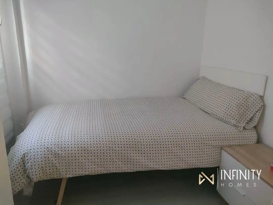 Schlafzimmer von Wohnung zur Miete in Santurtzi  mit Heizung
