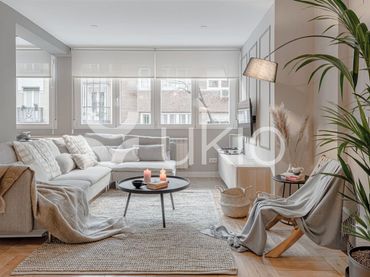 Apartament amb ascensor de lloguer a Calle de Rafael Calvo