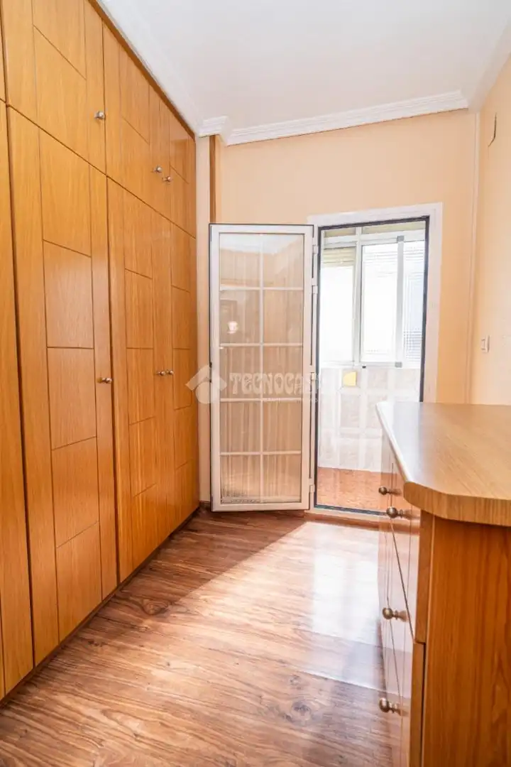Habitación de Piso en venta en Linares con Aire acondicionado, Terraza y Balcón