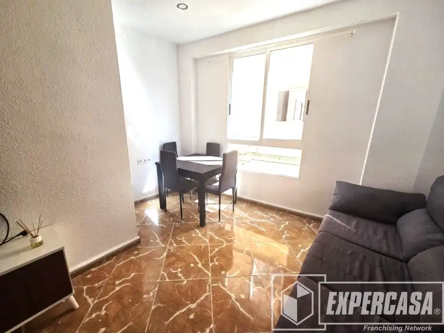 Wohnung zum Verkauf in Casc Urbà, imagen 3