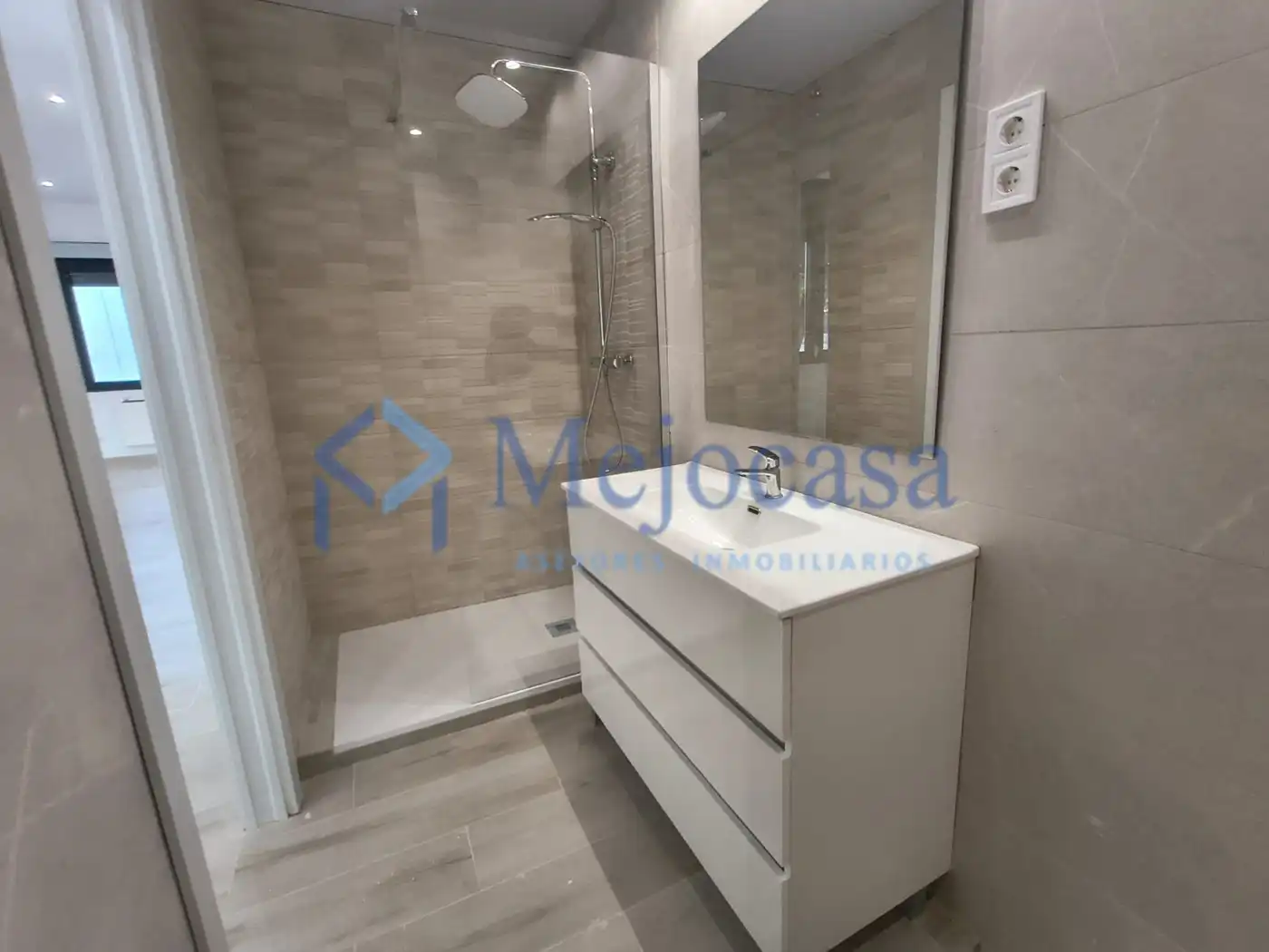 Wohnung mit Aufzug zum Verkauf in Calle de Medina de Pomar, imagen 8