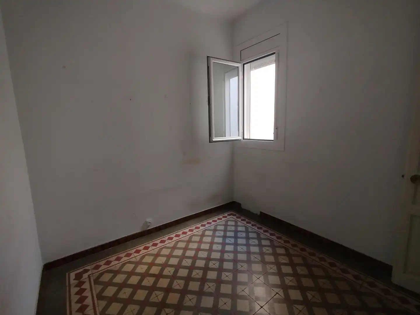 Appartamento con terrazza in vendita a Carrer del Comte Borrell, imagen 8