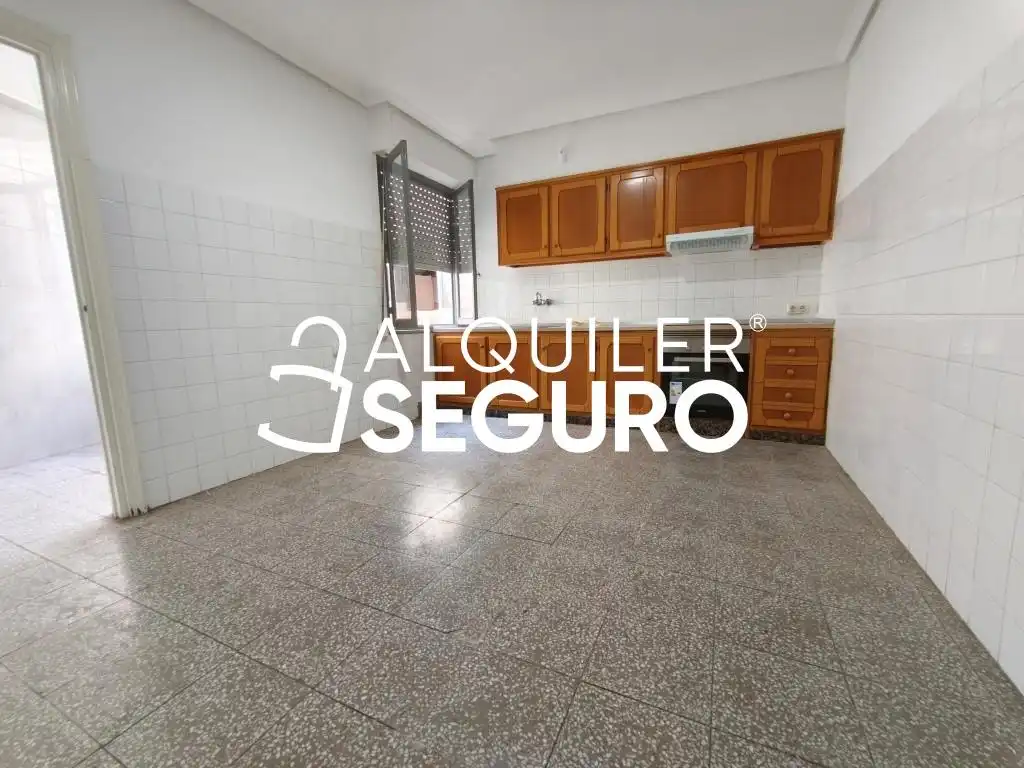 Kitchen of Flat for rent in Elche / Elx  with Terrace