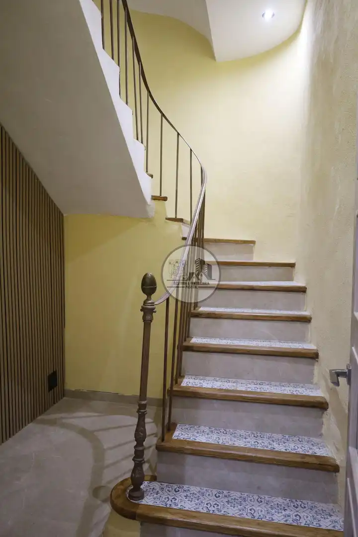 Casa o xalet en venda en Alcañiz amb Aire condicionat, Calefacció i Balcó
