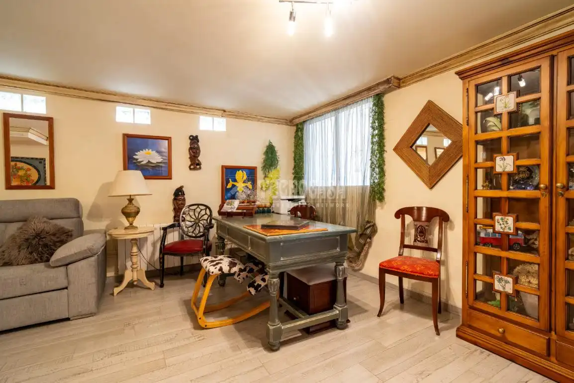 Casa adosada en venta en Padul con Terraza y Piscina comunitaria