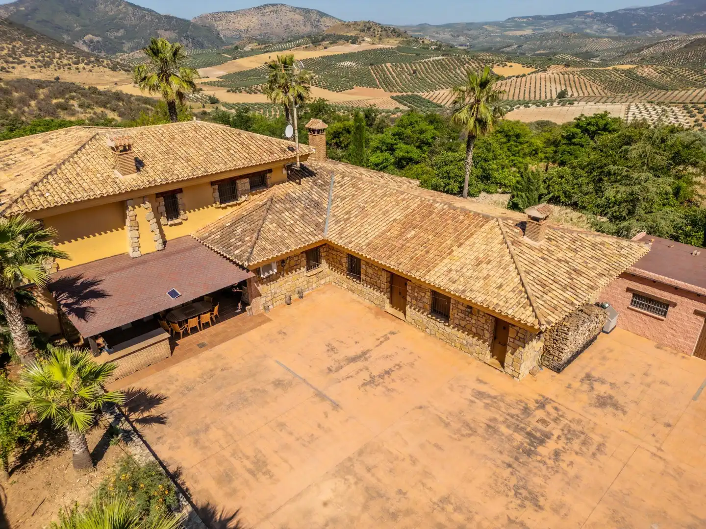 Exterior view of Houses for sale in Colomera  with Heating, Terrace and Storage room