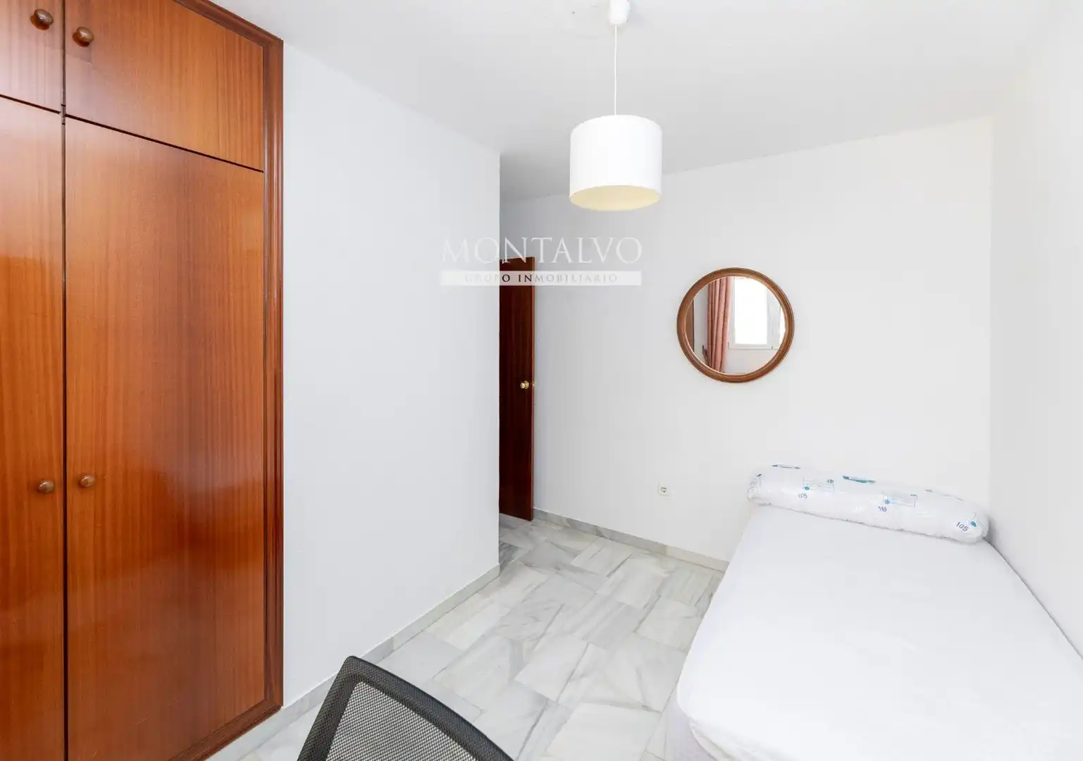 Bedroom of Flat for rent in Granada  with Terrace and Furnished