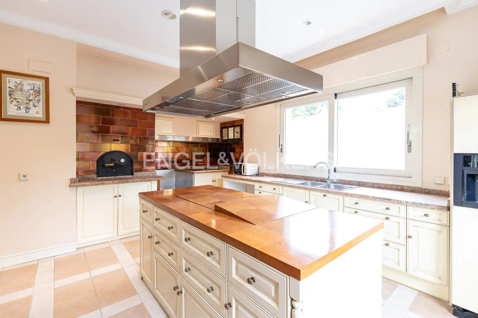 Cocina de Casa o chalet en venta en Madrid con Aire acondicionado, Calefacción y Jardín privado