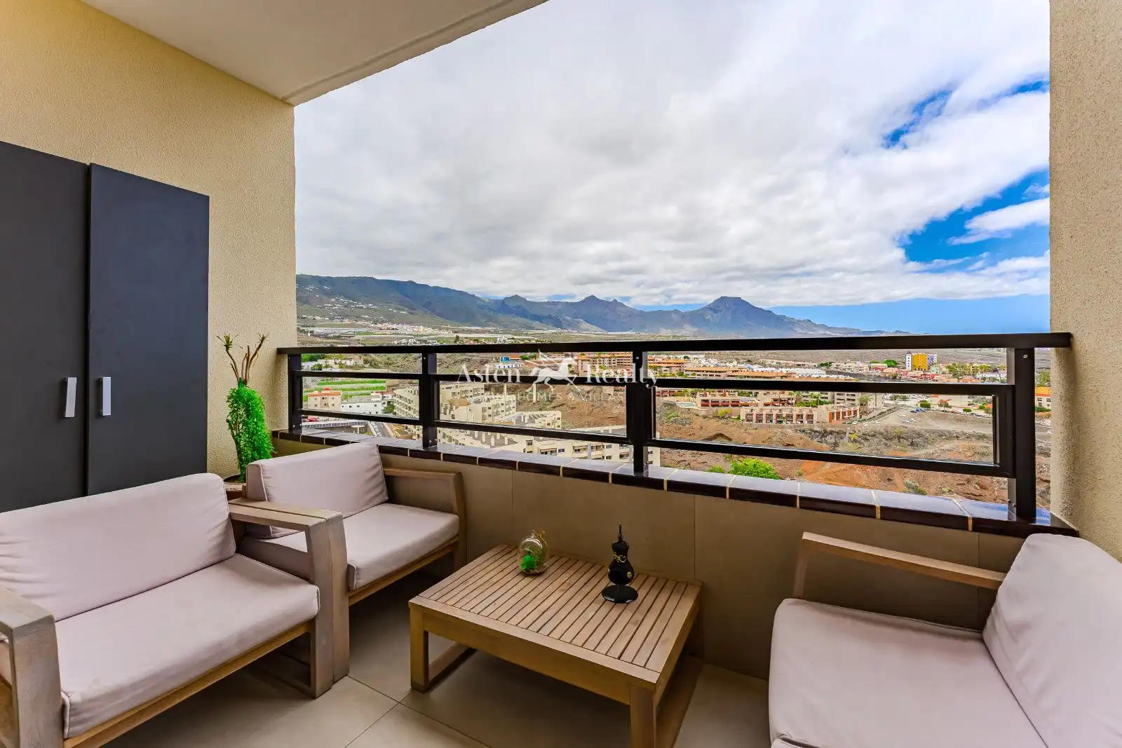 Apartment with pool for sale in Adeje 300, imagen 9