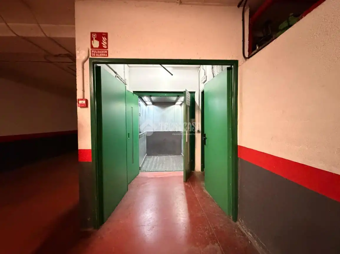 Gebäude zur Miete in Madrid