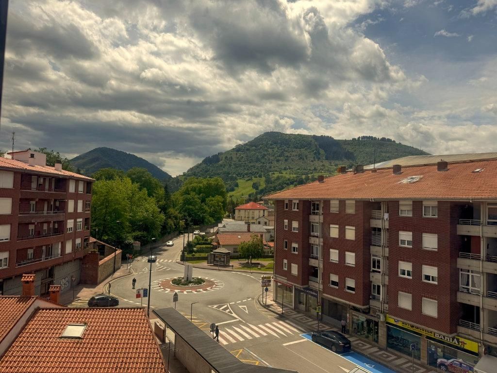 Exterior view of Flat for sale in Los Corrales de Buelna   with Heating, Parquet flooring and Terrace