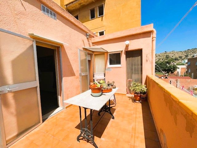 Terrace of Flat for sale in Badalona  with Air Conditioner, Heating and Oven