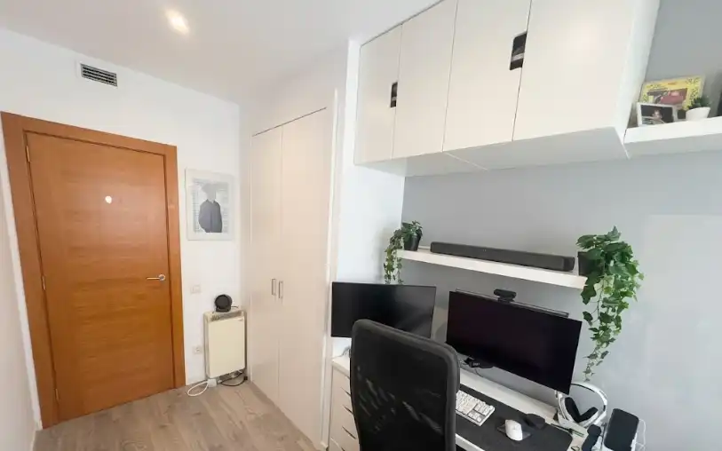 Flat for sale in Montcada i Reixac  with Swimming Pool