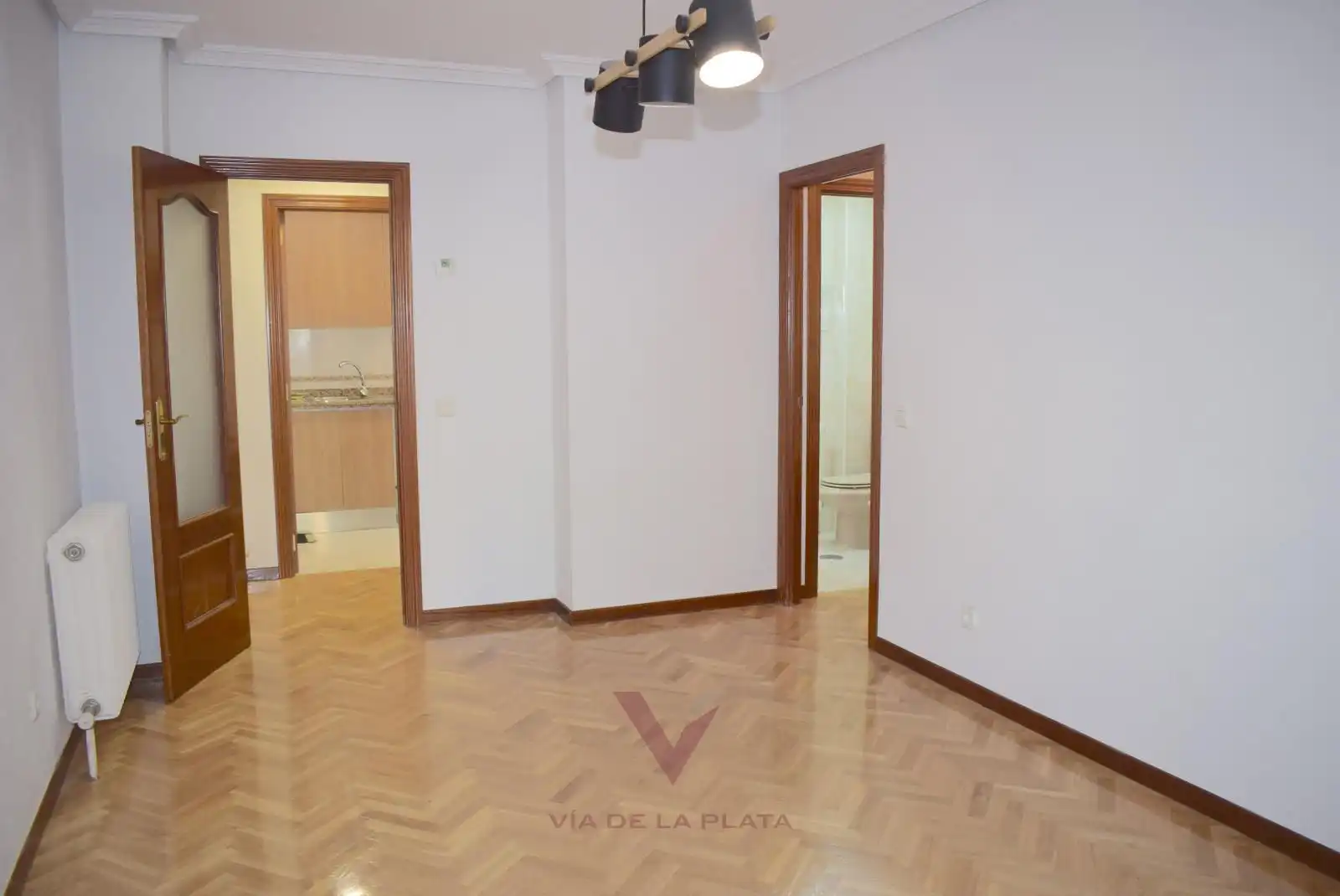 Bedroom of Flat for rent in Salamanca  with Heating, Oven and Washing machine