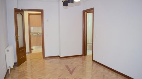 Foto 5 von Wohnung zur Miete in Castrotorafe, 5, Capuchinos - Glorieta - Ciudad Jardín, Salamanca Capital