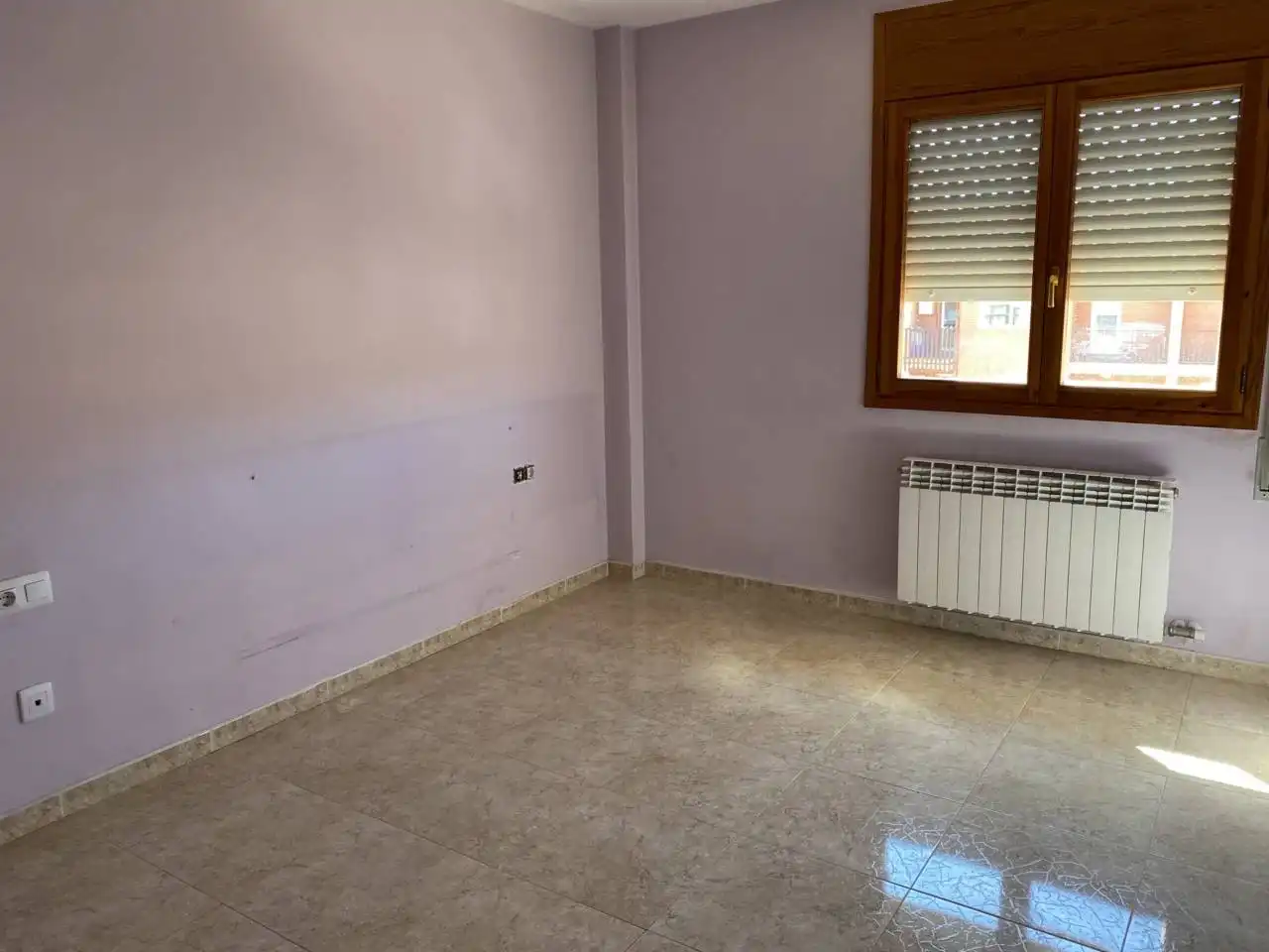 Schlafzimmer von Wohnung zur Miete in Alcañiz mit Heizung, Abstellraum und Balkon