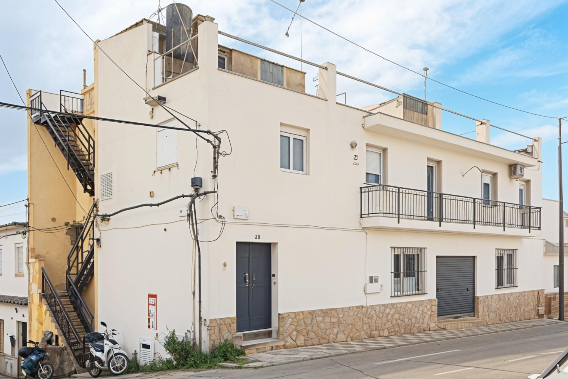 Exterior view of Single-family semi-detached for sale in Blanes  with Terrace