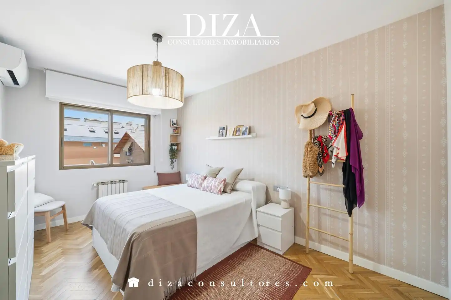 Habitación de Casa o chalet en venta en Madrid con Aire acondicionado, Calefacción y Terraza